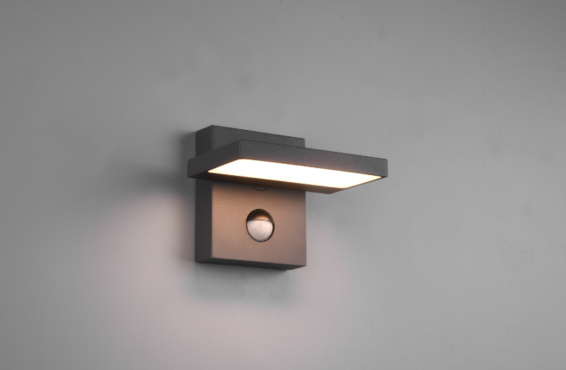 Trio Horton sienas/fasādes lampa ar sensoru