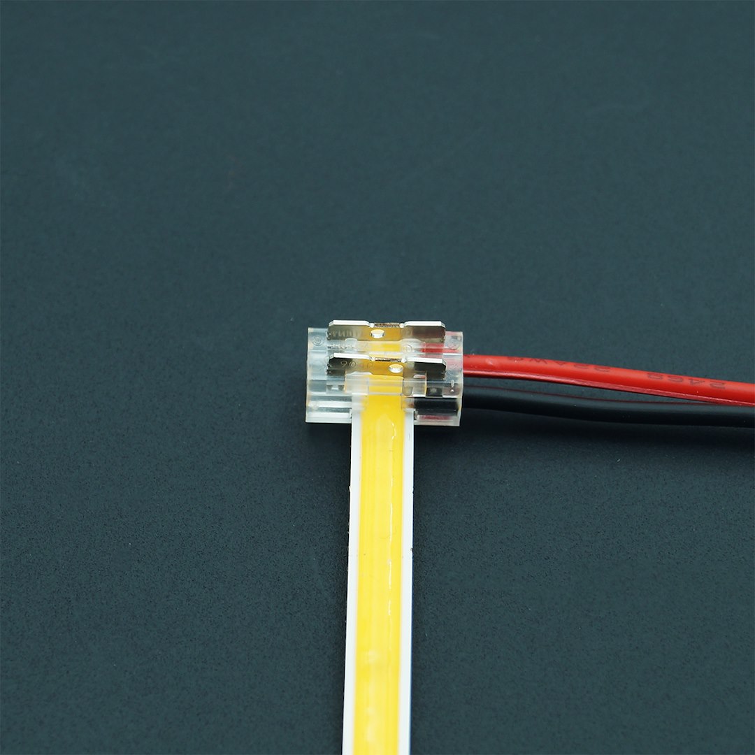 Savienotājs uniwersalna SMD/ COB 5 mm 8 w1 mono
